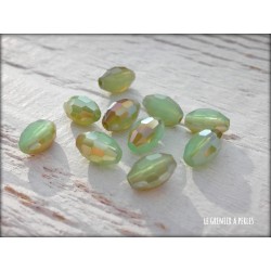 Perles Ogives Facettées Vert d'eau Irisé 6 x 8 mm X 10