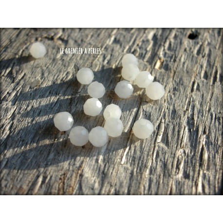Perles Rondes Facettées 4 mm Cristal White Opal X 25