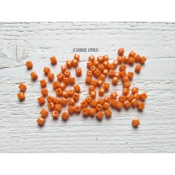 25 Perles CUBES 4 mm Orange