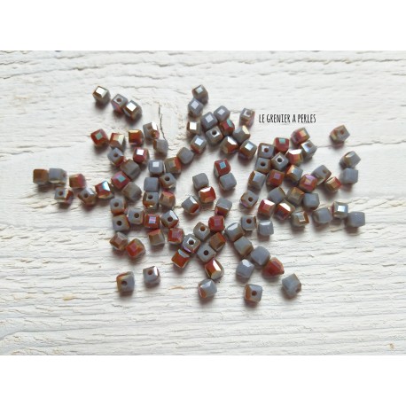 25 Perles CUBES 4 mm Gris Irisé