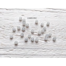 25 Perles Rondes Plates 4 mm Marbrées Gris