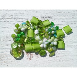 Lot de perles en verre Camaïeu Vert Anis