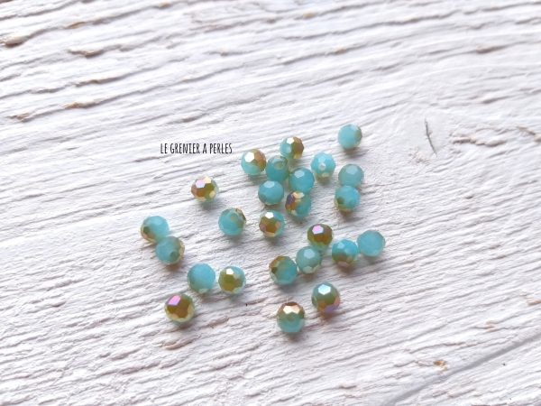 Perles Rondes Facettées 4 mm Turquoise Opal AB X 25