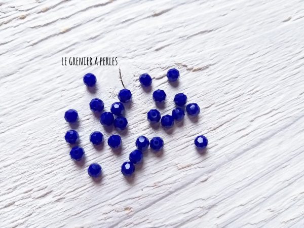 25 Perles Rondes Facettées 4 mm Cobalt