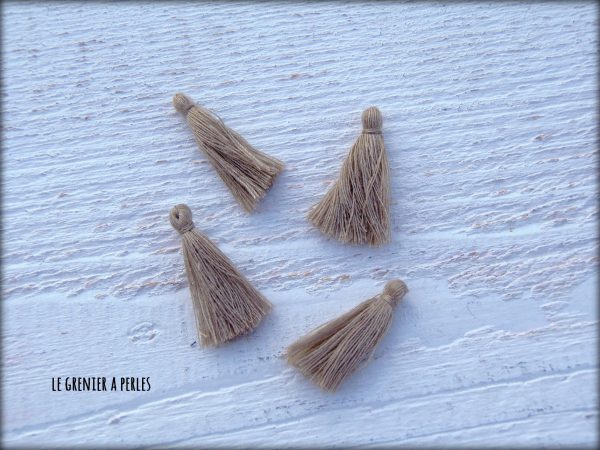 Petits Pompons ( fils de coton ) Sable X 4