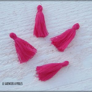 Petit Pompon ( fils de coton ) Rose Fuschia