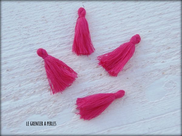 Petits Pompons ( fils de coton ) Rose Fuschia X 4