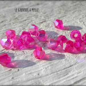 50 Toupies 4 mm Fuschia