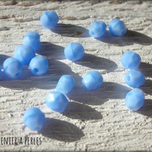 50 Facettes 4 mm Bleu Pastel