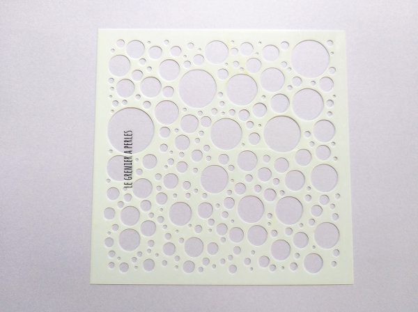 Pochoir souple 13 x 13 cm * plastique * pochoir N°16 Bulles