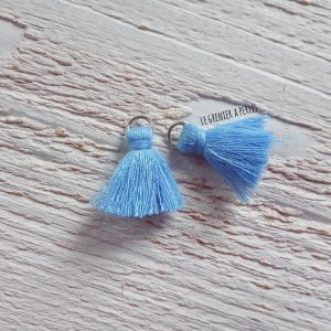 2 Petits Pompons coton * Bleu Pastel * 2 cm