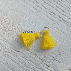 2 Petits Pompons coton * Jaune * 2 cm