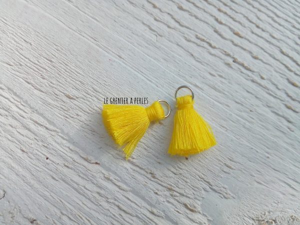 2 Petits Pompons coton * Jaune * 2 cm