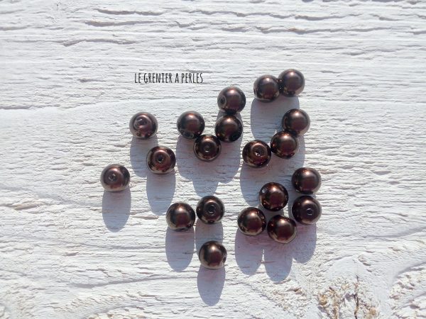 Perles Rondes 8 mm Nacrées Marron x 20