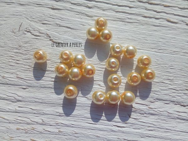 Perles Rondes 8 mm Nacrées Beige x 20