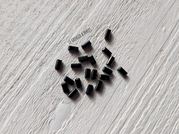 Perles Rectangles 7 x 3 mm Noir