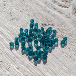 50 Toupies 4 mm Dark Emeraude