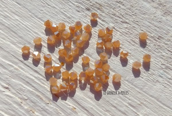 Toupies 3 mm Caramel Opal AB X 50