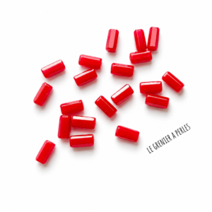 Perles Rectangles 7 x 3 mm 1293 rouge perles en verre rectangle le grenier a perles