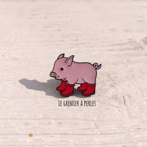 Pin’s Petit cochon aux bottes rouges