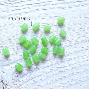 5 Perles Cylindre 6 x 8 mm Vert Perdidot