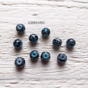 10 Perles Rondes 6 mm Bleu et noir Tâcheté