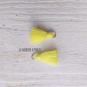 2 Petits Pompons coton * Jaune Pastel * 2 cm