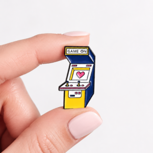 pin's jeux video pin's borne d'arcade pin's gamer le grenier a perles