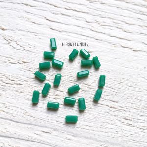 20 Perles Rectangles 7 x 3 mm Vert Opaline