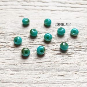 10 Perles Dôme 6 mm Turquoise Opal AB