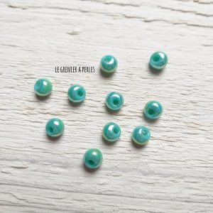 10 Perles Dôme 6 mm Turquoise irisé