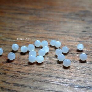 20 Rondes 4 mm Blanc Opal