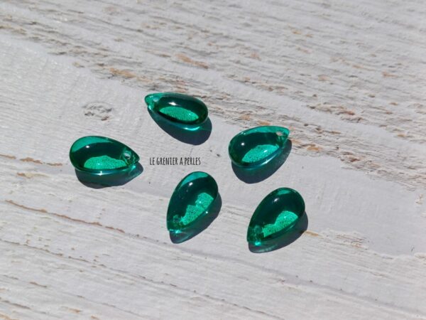 perles gouttes Vert Emeraude