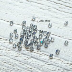 50 perles Abacus 3 mm Light Silver Blue AB