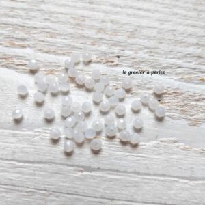 50 perles Abacus 3 mm White Opal