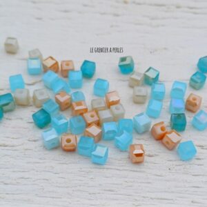 25 Perles CUBES 4 mm Camaïeu Bleu & Beige