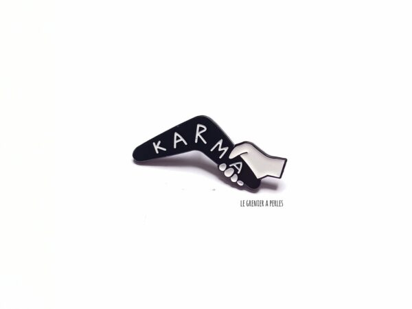 pin's karma boomerang