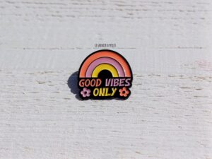 pin's 2807 good vibes only pin's arc en ciel pin's vintage pin's le grenier a perles