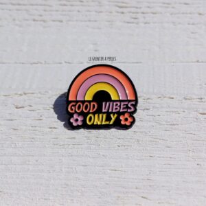 pin's 2807 good vibes only pin's arc en ciel pin's vintage pin's le grenier a perles