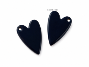 Breloque coeur en émail noir 2817 le grenier a perles
